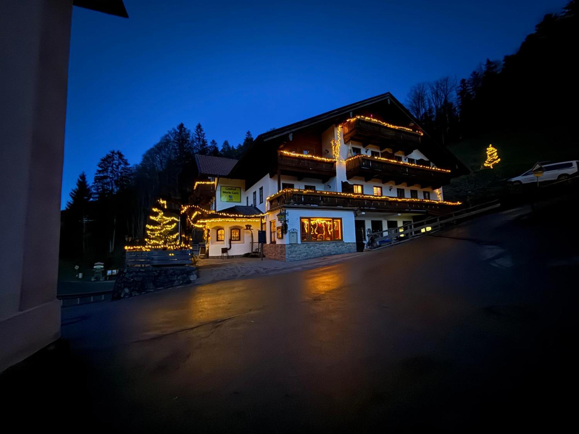 Gasthof Und Hotel Maria Gern เบิร์ชเทสกาเดน ภายนอก รูปภาพ